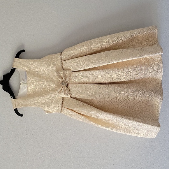 NWT Girls gold dress - Picture 1 of 5